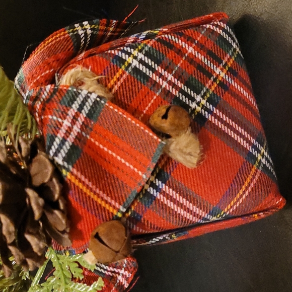 ❤HP❤️Beautiful Christmas Centerpeice/Accent❤ - Picture 8 of 8